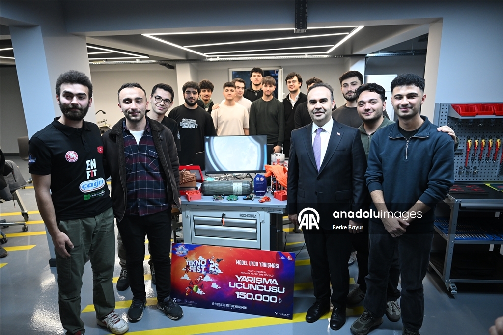 Sanayi ve Teknoloji Bakanı Mehmet Fatih Kacır, Sakarya'da