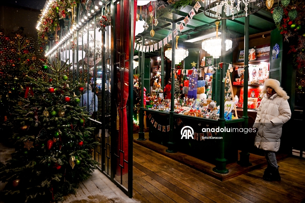 موسكو تتزين بالأضواء لاستقبال العام الجديد