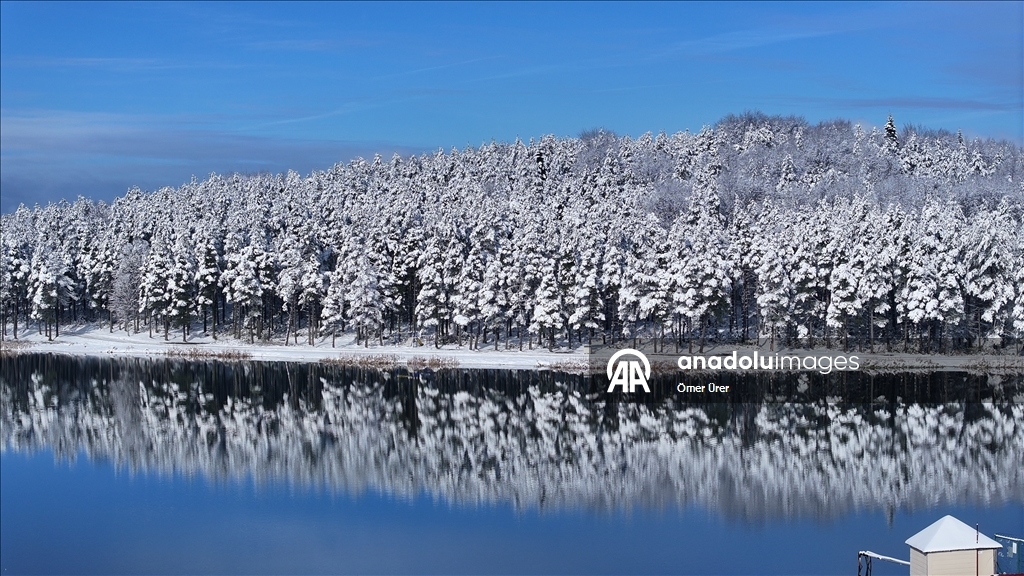 Плато Топук покрылось белым снежным покровом