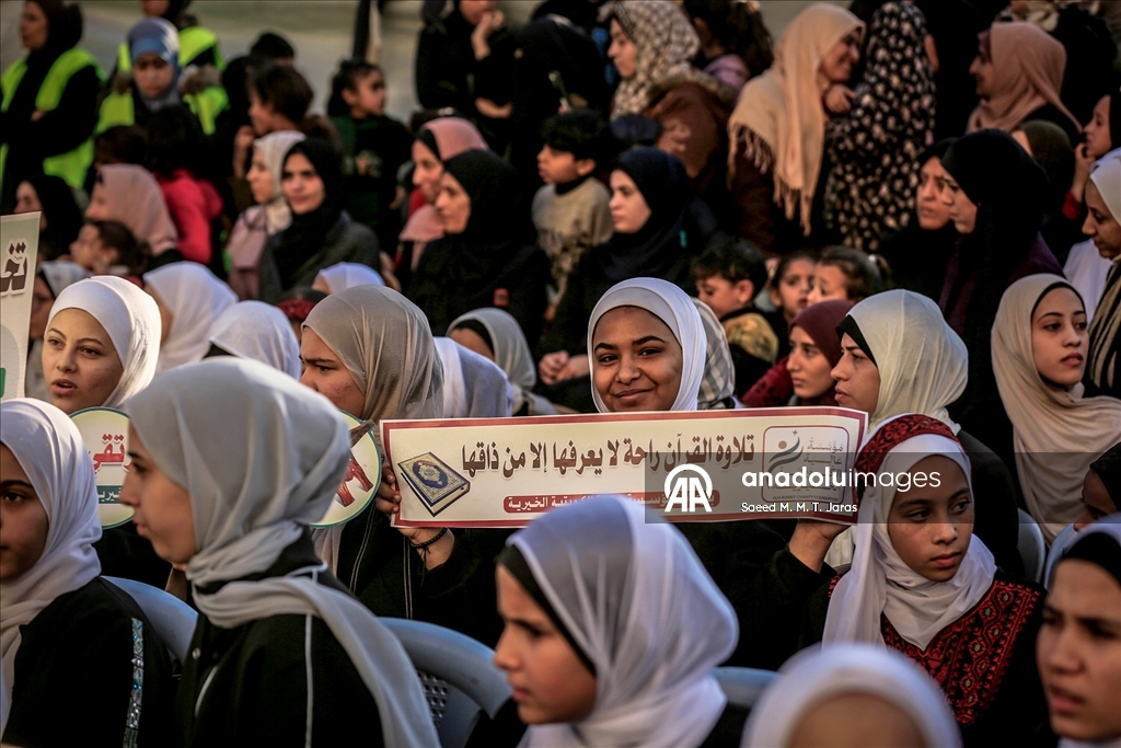 Gazze’de 500 hafız için mezuniyet töreni düzenlendi