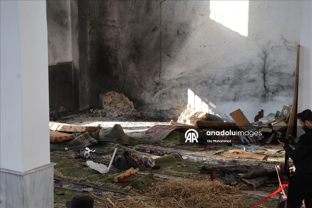 سوريا.. ارتفاع عدد القتلى إلى 8 جراء الانفجار في مسجد بحمص