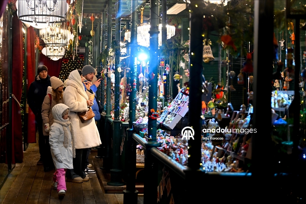 موسكو تتزين بالأضواء لاستقبال العام الجديد