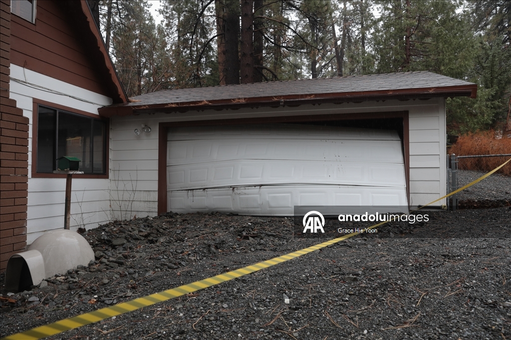 На Южную Калифорнию обрушился атмосферный речной шторм