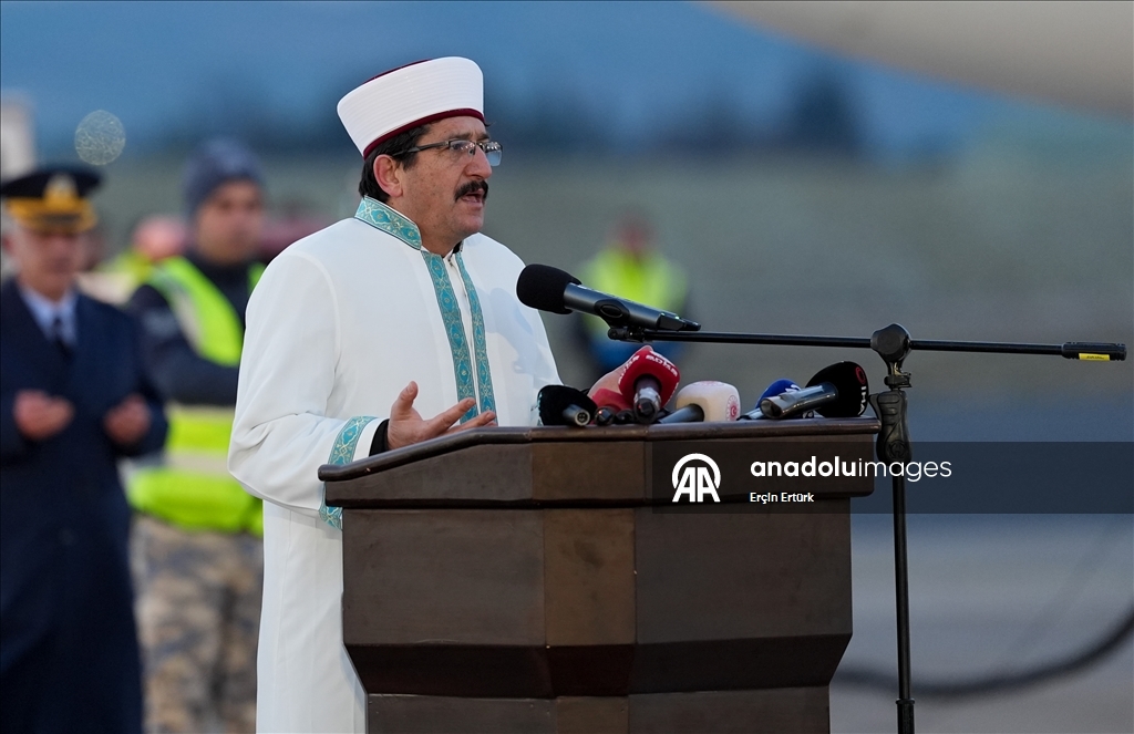 В Турции состоялась церемония в память о погибших при крушении самолета под Анкарой