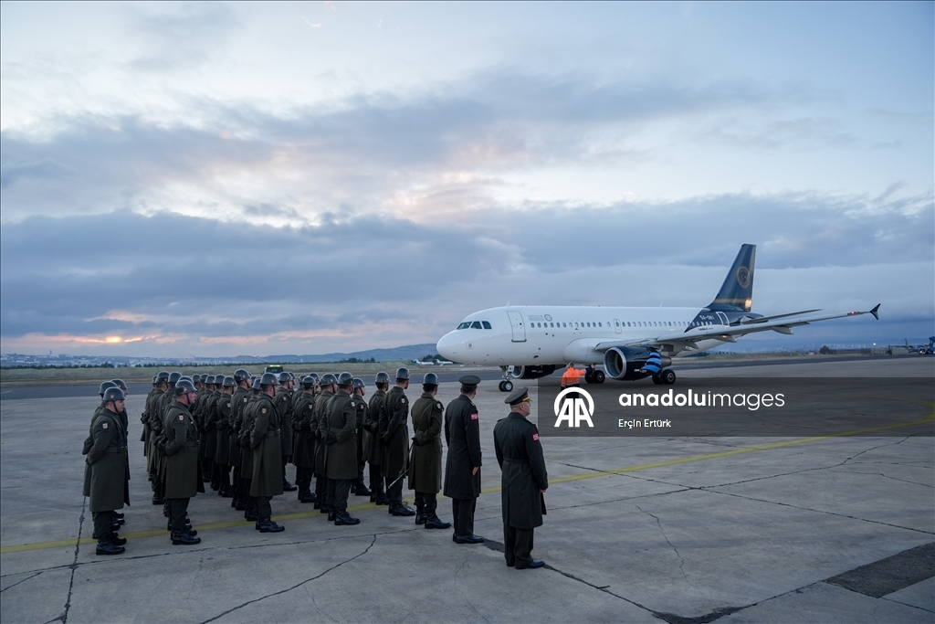 В Турции состоялась церемония в память о погибших при крушении самолета под Анкарой