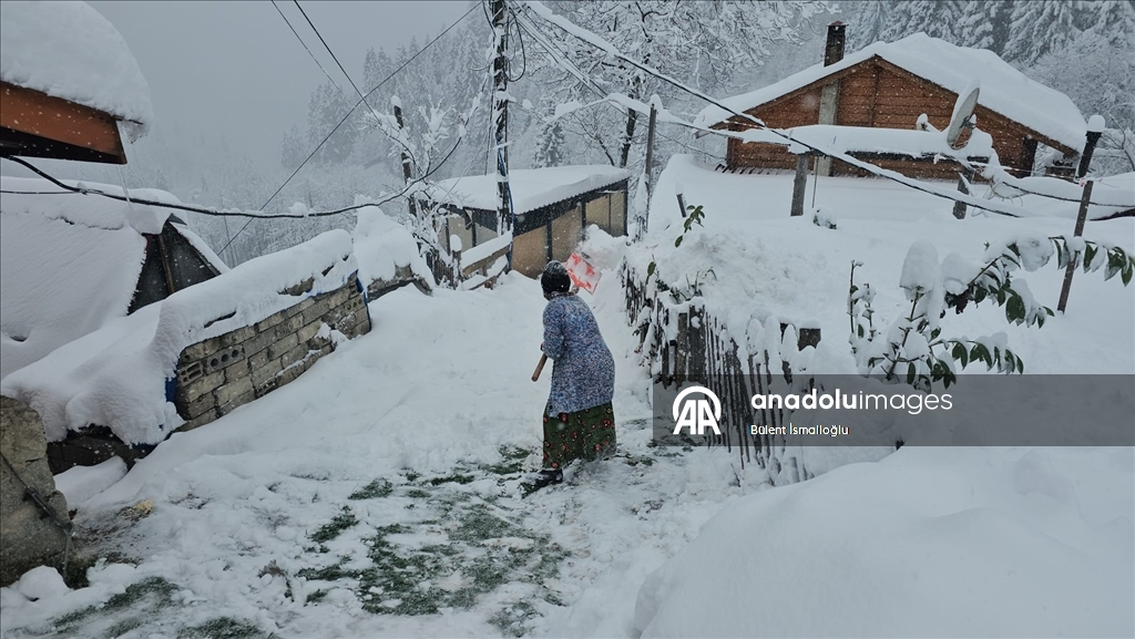 Rize'de kar yağışı