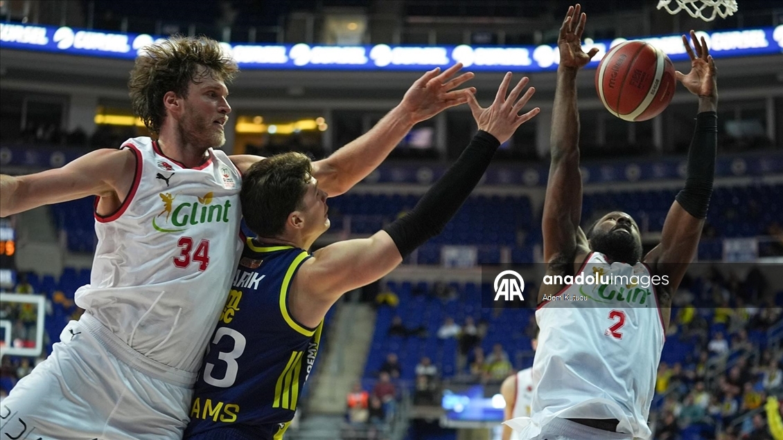 Fenerbahçe Beko, Glint Manisa Basket'i 93-79 mağlup etti