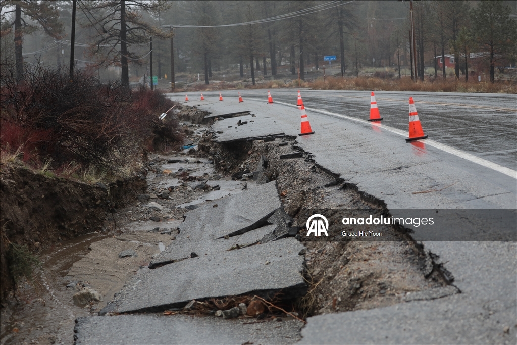 На Южную Калифорнию обрушился атмосферный речной шторм