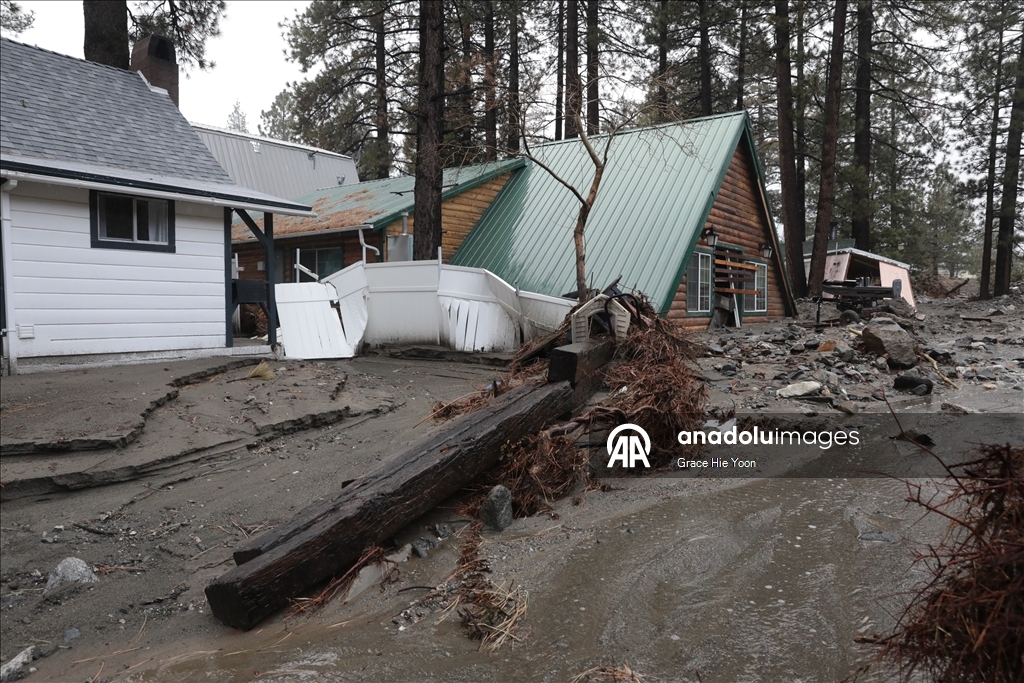 На Южную Калифорнию обрушился атмосферный речной шторм