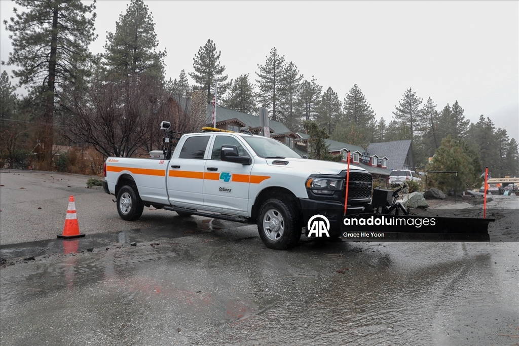  Atmosferik nehir fırtınası Güney Kaliforniya’yı vurdu 