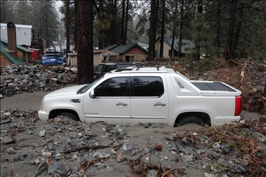 На Южную Калифорнию обрушился атмосферный речной шторм 