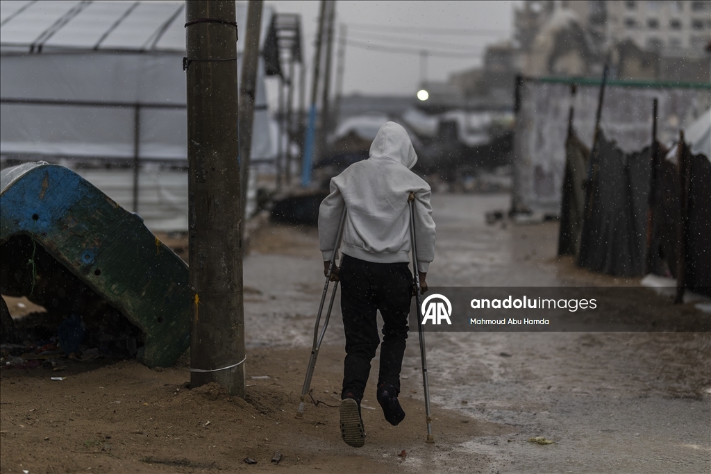 Gazze’de olumsuz hava koşulları hayatı olumsuz etkiliyor