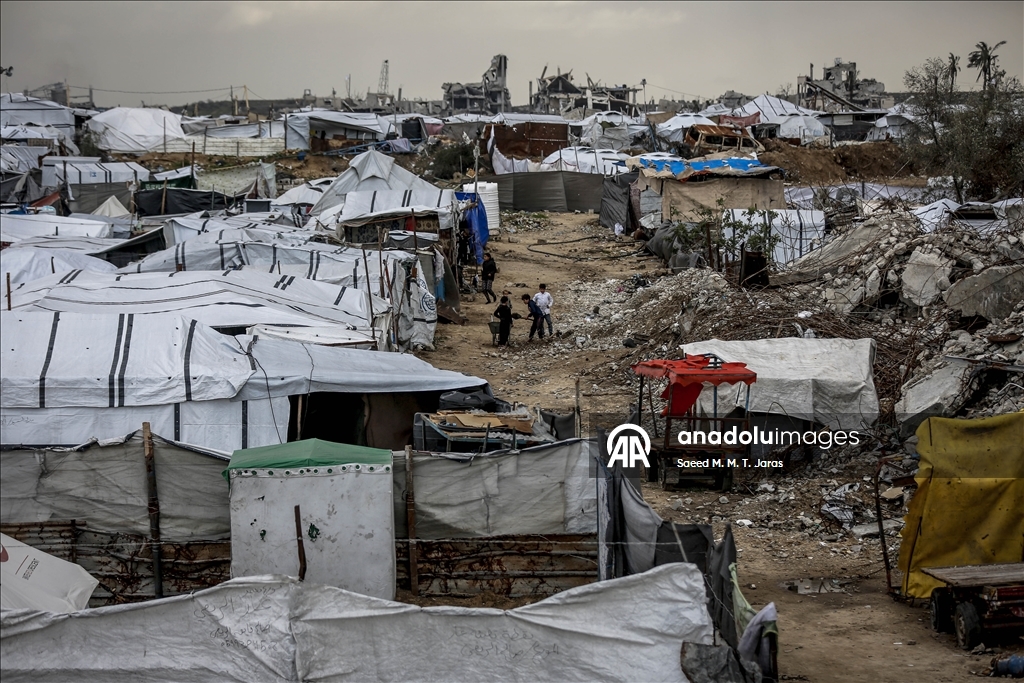 Gazze’de kış şartları Filistinlilerin yaşamını zorlaştırıyor