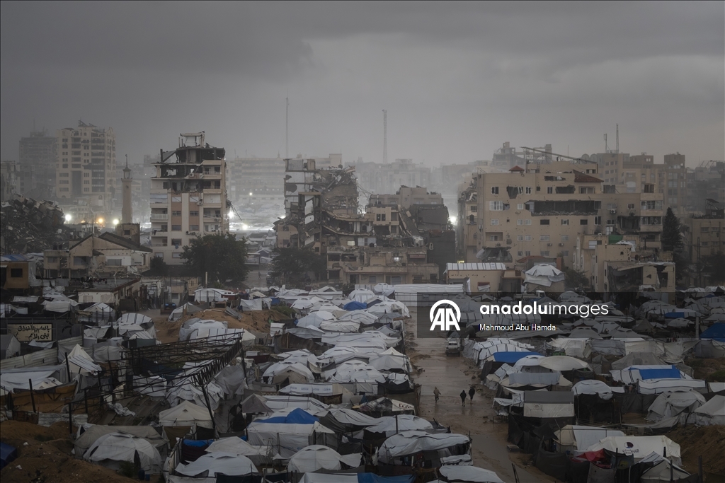 Неблагоприятные погодные условия усугубляют жизнь в Газе