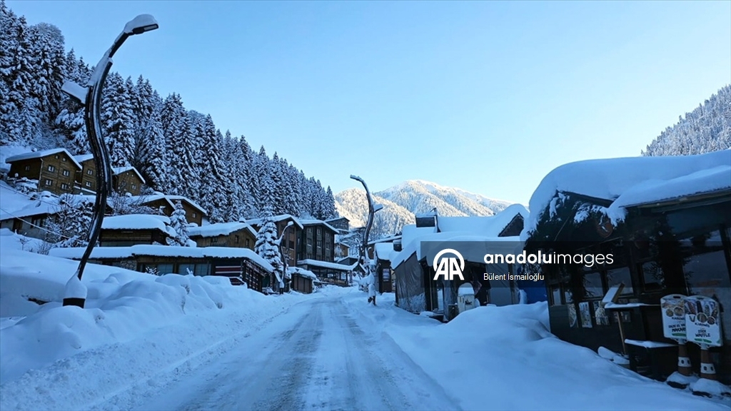 Bazı illerde kar etkili oldu