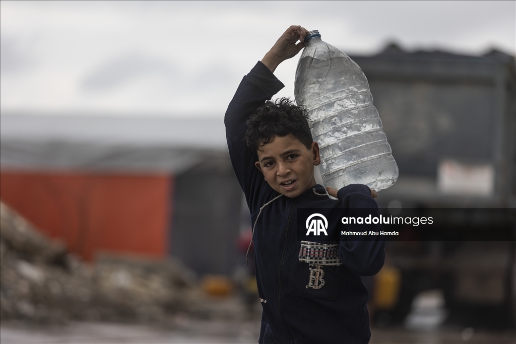 Gazze'de temiz su krizi devam ediyor