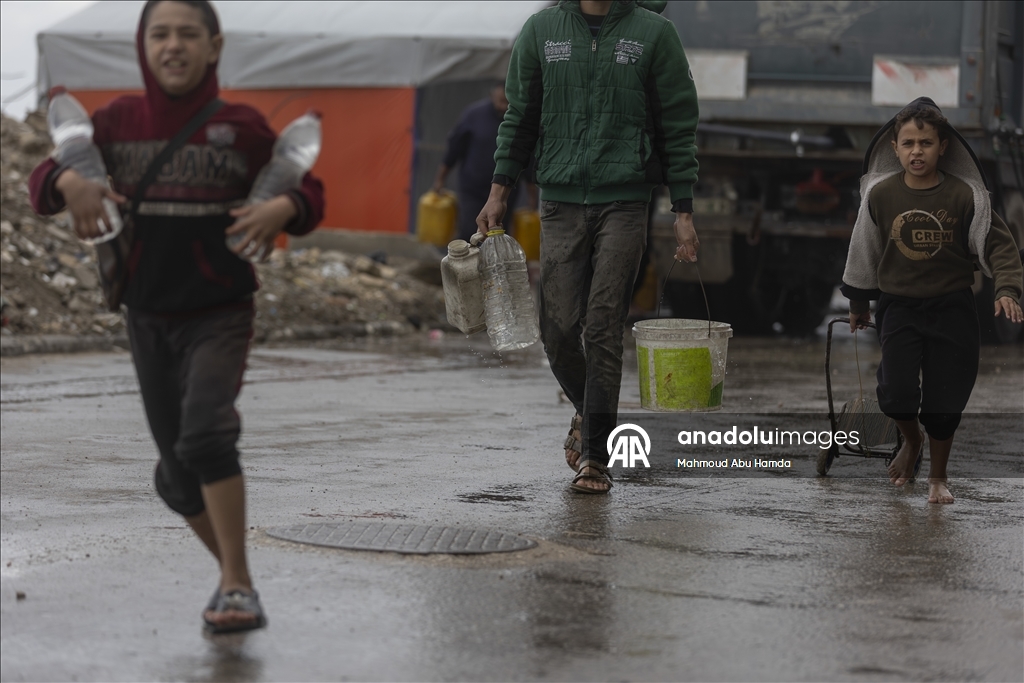 Gazze'de temiz su krizi devam ediyor