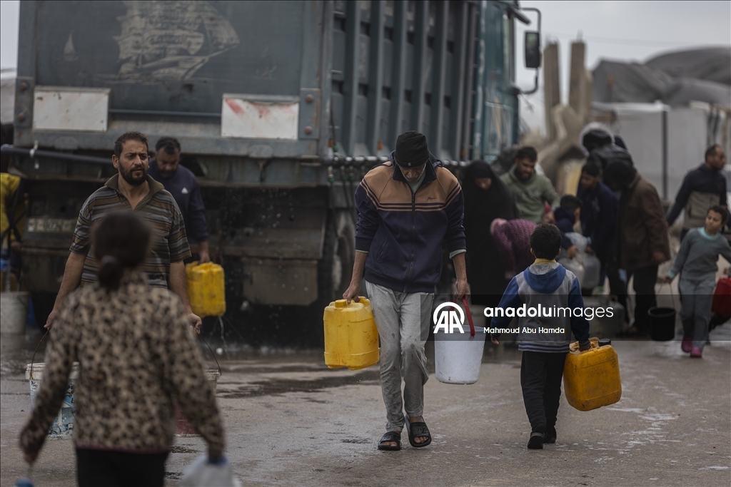 Gazze'de temiz su krizi devam ediyor