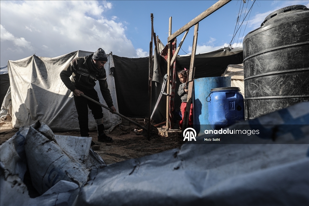 Непогода усугубляет страдания жителей Газы