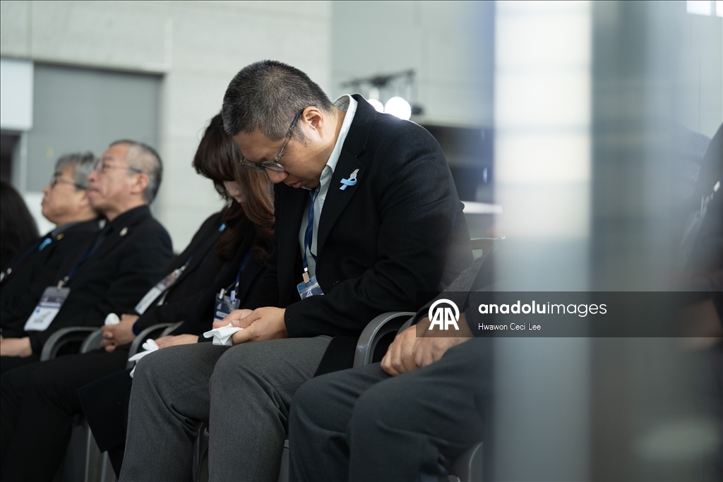 В Южной Корее почтили память авиакатастрофы рейса Jeju Air