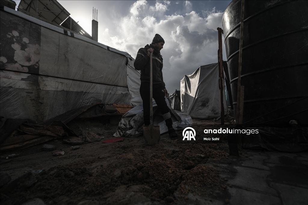 Непогода усугубляет страдания жителей Газы