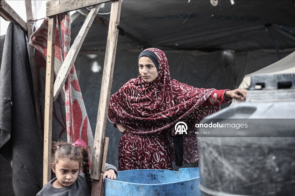 Непогода усугубляет страдания жителей Газы