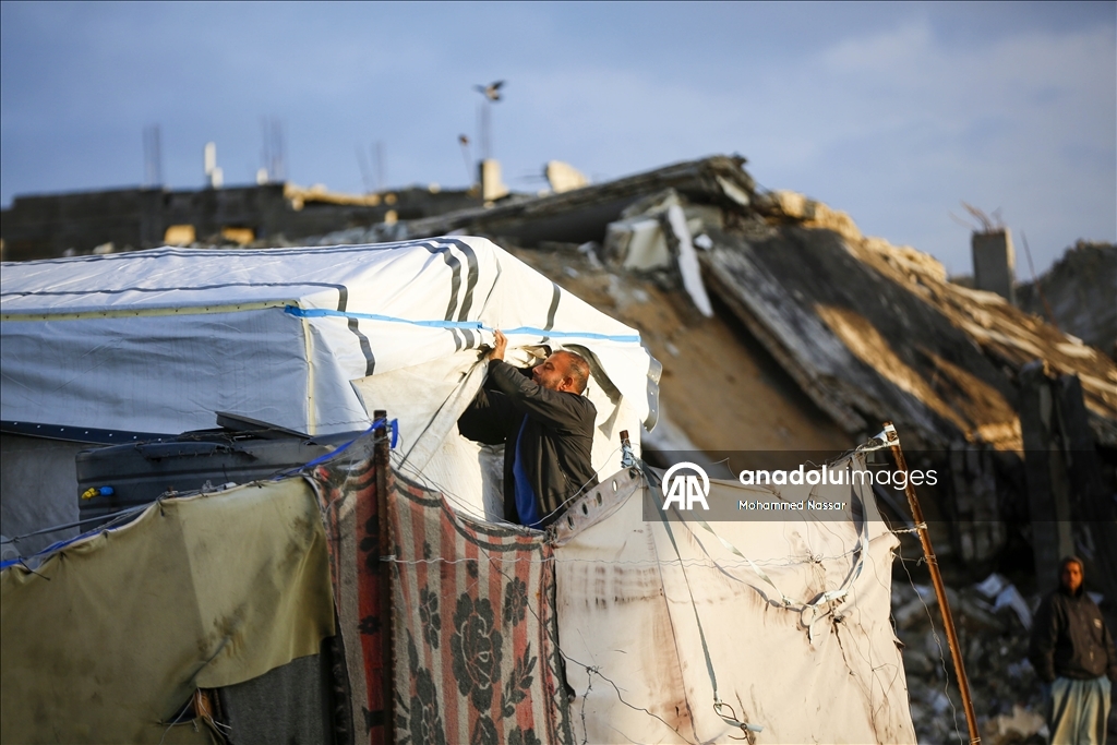 Gazze’de kış şartları Filistinlilerin yaşamını zorlaştırıyor