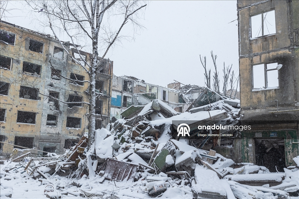 Следы войны в украинской Константиновке в объективе камер