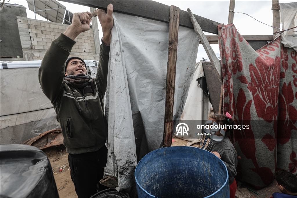 Непогода усугубляет страдания жителей Газы