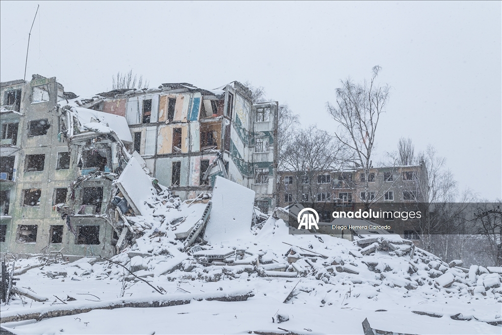 Следы войны в украинской Константиновке в объективе камер