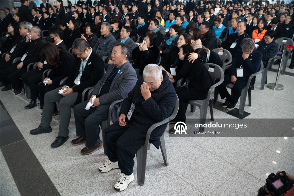 В Южной Корее почтили память авиакатастрофы рейса Jeju Air