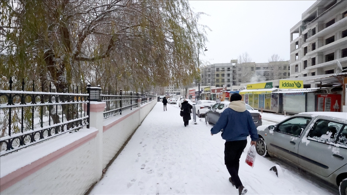 Bazı illerde kar ve soğuk hava etkili oluyor