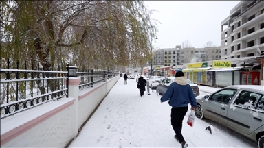 Bazı illerde kar ve soğuk hava etkili oluyor