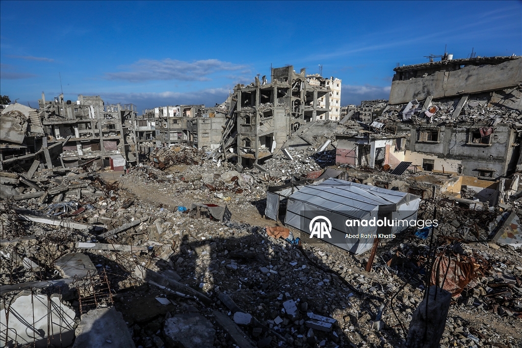 Повседневная жизнь в Хан-Юнусе на фоне разрушений