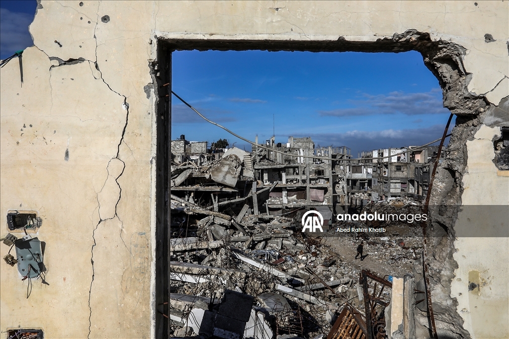 Повседневная жизнь в Хан-Юнусе на фоне разрушений