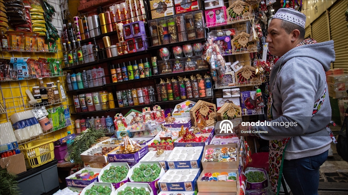 Mexico City’deki Sonora Pazarı’nda yeni yıl hazırlıkları