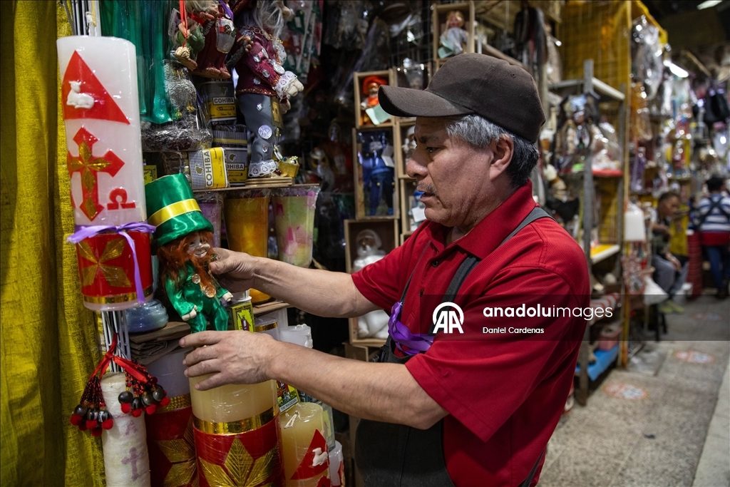 Mexico City’deki Sonora Pazarı’nda yeni yıl hazırlıkları