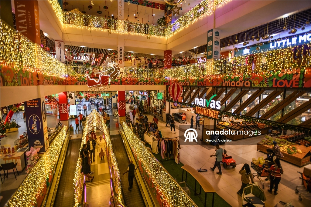 Подготовка к Новому году в Кении