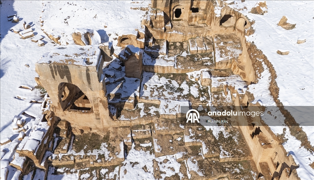 Dara Antik Kenti kar yağışıyla beyaza büründü