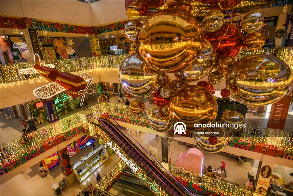 Подготовка к Новому году в Кении