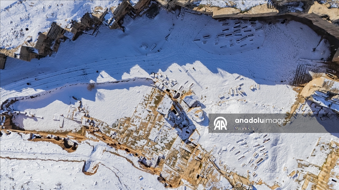 Dara Antik Kenti kar yağışıyla beyaza büründü