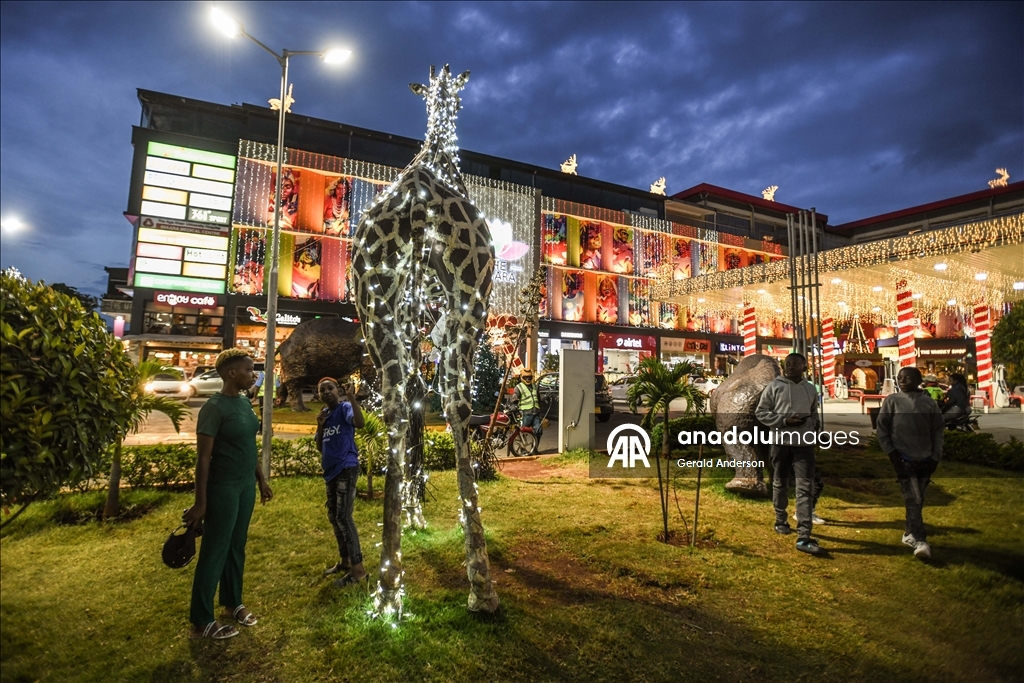 Подготовка к Новому году в Кении