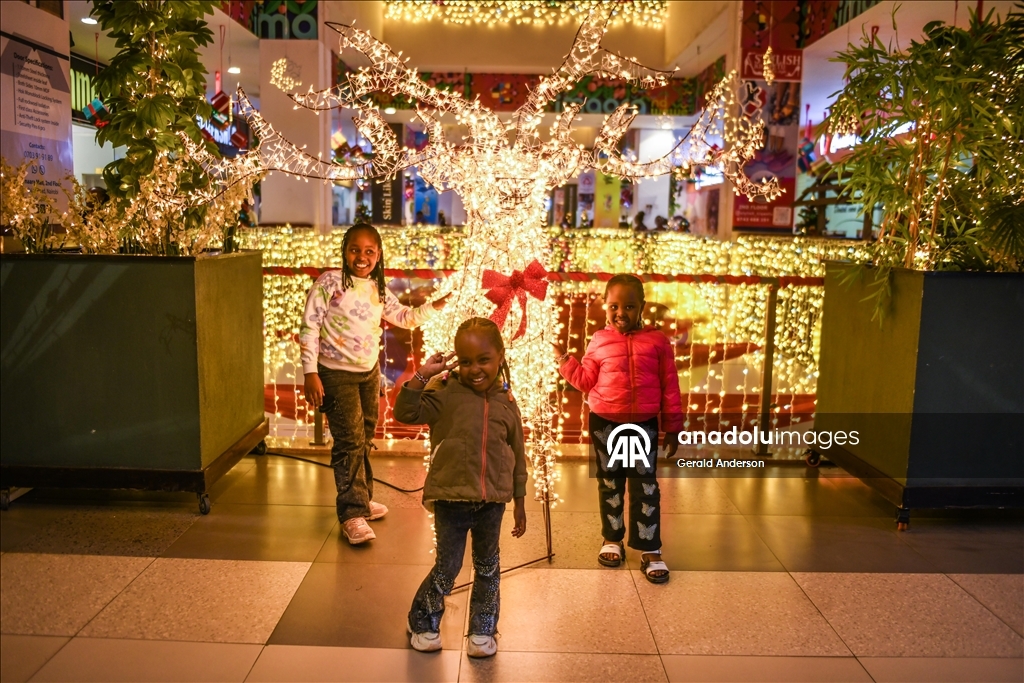 Подготовка к Новому году в Кении