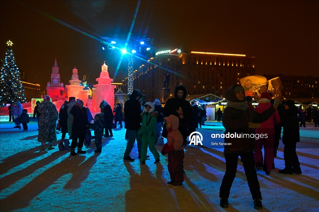 Фестиваль ледяных скульптур по мотивам персонажа «Буратино»