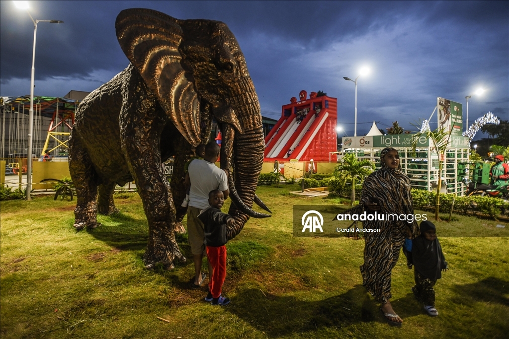 Подготовка к Новому году в Кении