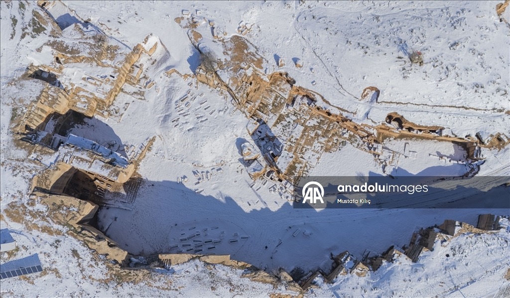 Dara Antik Kenti kar yağışıyla beyaza büründü