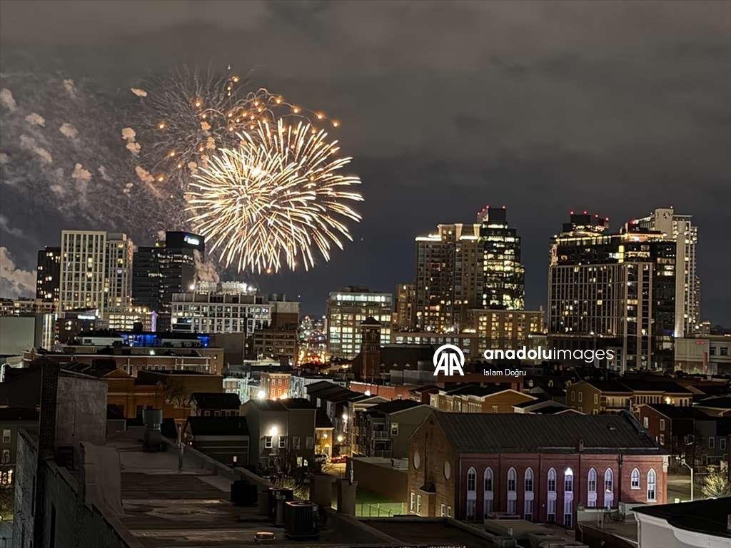 Dünya yeni yılı coşkuyla karşıladı