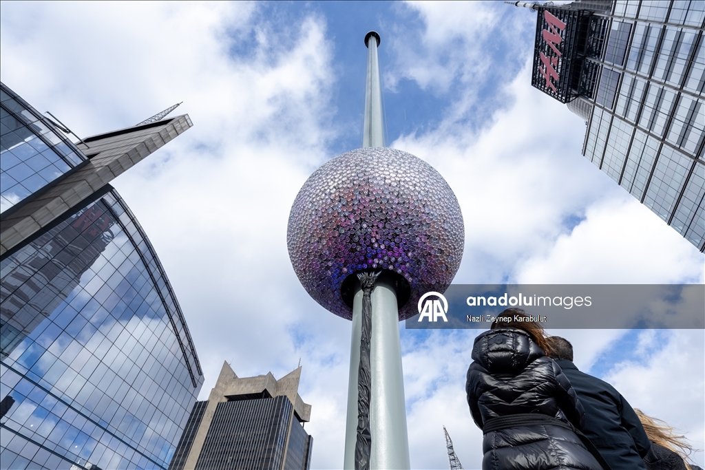 В Нью-Йорке прошел тест новогоднего шара Times Square