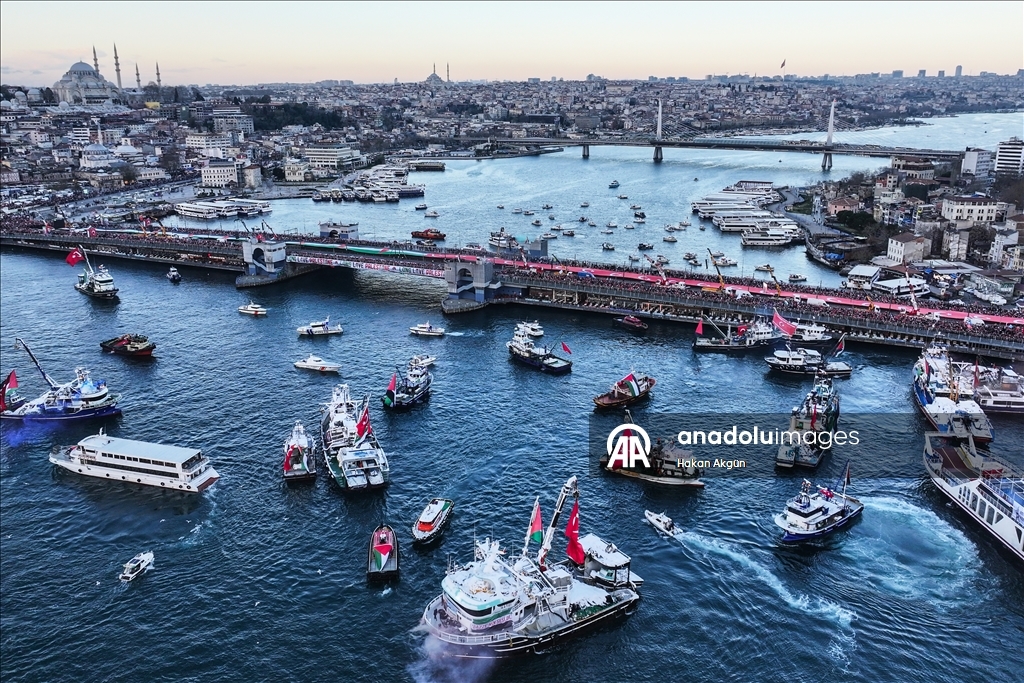Tens of thousands march in Istanbul in solidarity with Palestinians