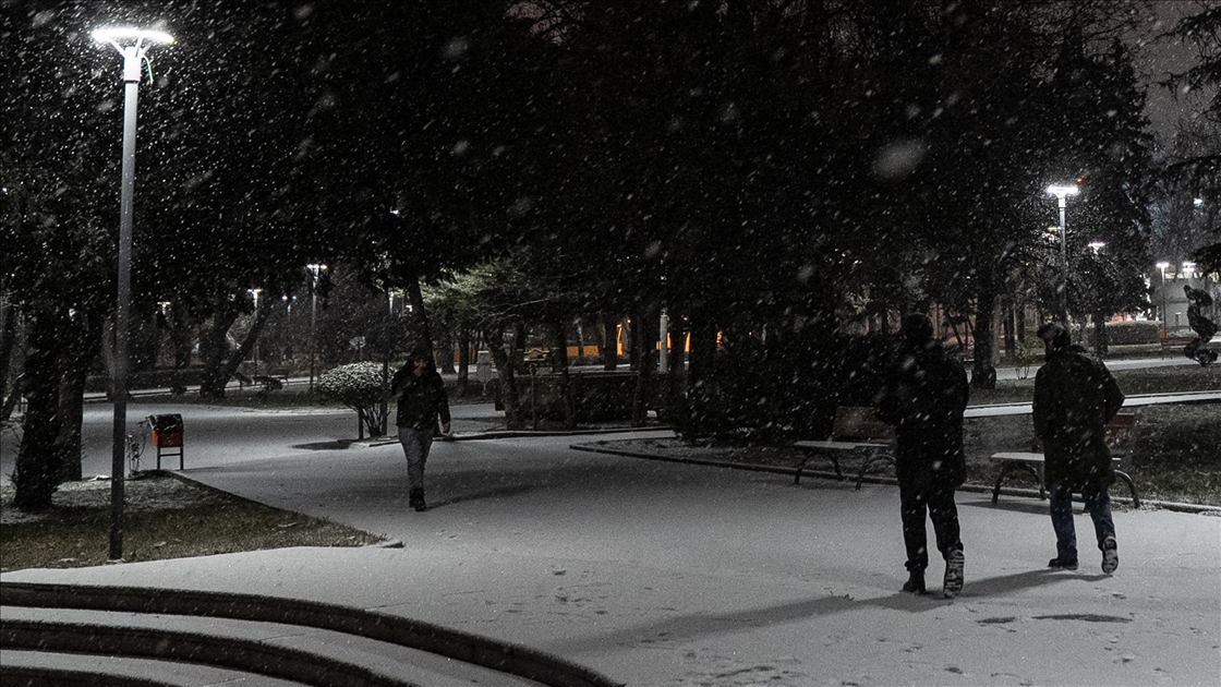 Ankara'da kar yağışı